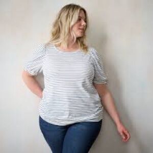 NWT LC Lauren Conrad Blue and White Blouse with 3/4 Sleeves